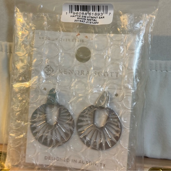 Kendra Scott Hattie Sunburst Statement Earrings Small Rhodium NWT silver - Picture 3 of 3